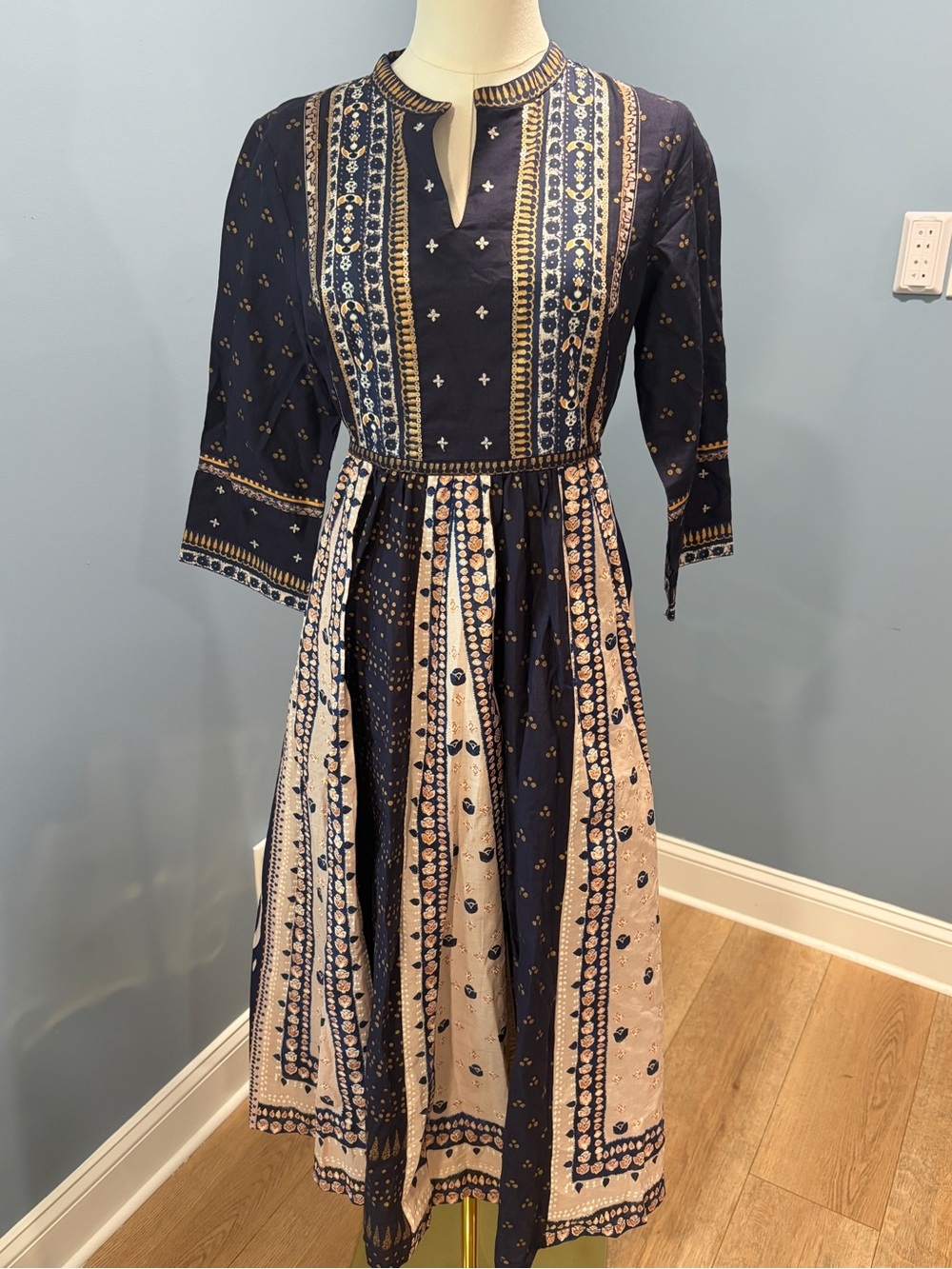 W for Woman Navy Boho Printed Midi Dress NWT Size 10 Belted Long Sleeve